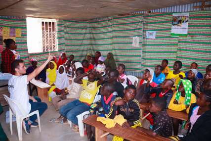 U Africi djeca uče bosanski jezik: Spas od nasilja pronašli u kampu