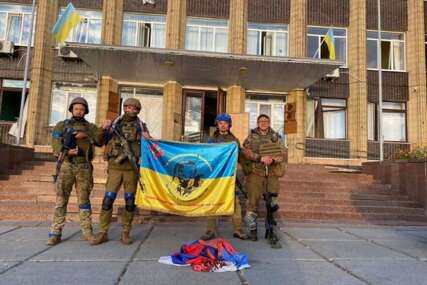 Ukrajinski vojnici podigli zastavu iznad Kupjanska