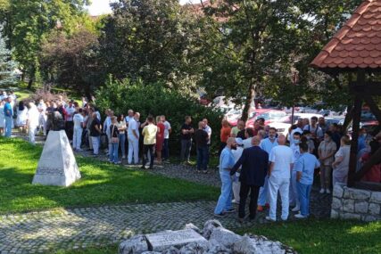 Zdravstveni radnici u Tuzlanskom kantonu stupaju u generalni štrajk