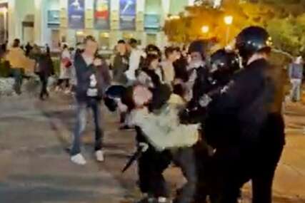 (VIDEO)  RUSIJA NA NOGAMA  Masovni protesti širom zemlje, neredi na ulicama, mnogo uhapšenih