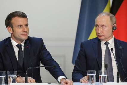 Putin i Macron razgovarali o situaciji u Ukrajini