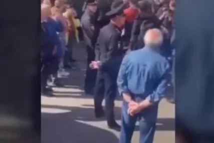 Potresan snimak oproštaja djeteta i oca koji je mobilizovan za rat u Ukrajini