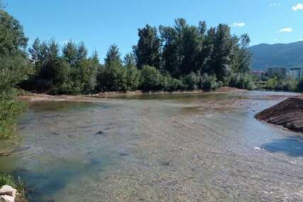 Nastavljeno čišćenje i uređivanje korita rijeke Željeznice