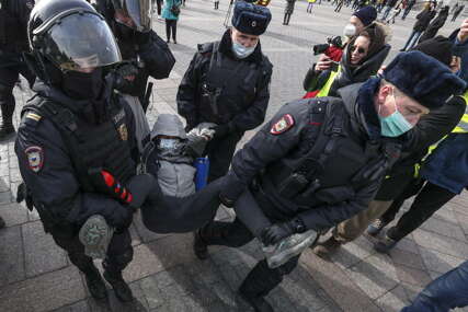 Protesti u Moskvi: Uhapšeno više od 1.330 demonstranata