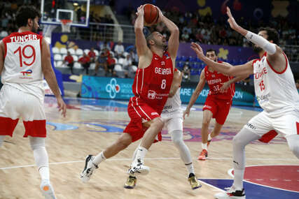 Eurobasket: Turci tvrde da su napadnuti i prijete napuštanjem turnira