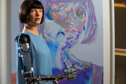 Upoznajte ženu robota koja će se obratiti britanskom Domu lordova