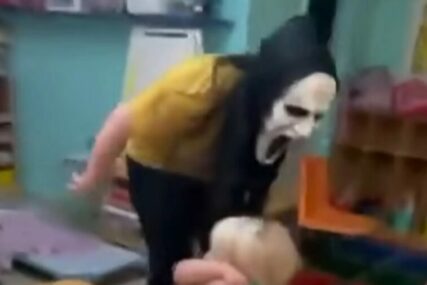 Djecu u vrtiću plašili maskom iz horor-filma, mališani vrištali i plakali, sada im prijeti zatvor