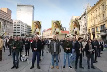 "Katotalibani" u Zagrebu molili boga za prestanak predbračnih odnosa
