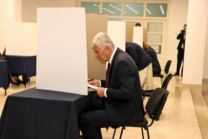 Čović glasao u Mostaru: Ja sam svoju dužnost obavio