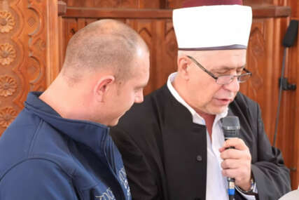 Siniša Lukić primio islam: Hafiz Husejn ef. Čajlaković objavio video