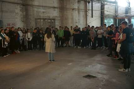 Učenici sarajevskih srednjih škola posjetili Memorijalni centar Srebrenica-Potočari