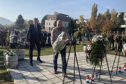 Vlada KS odala počast poginulim pripadnicima HVO-a Sarajevo i brigade "Kralj Tvrtko" ARBiH