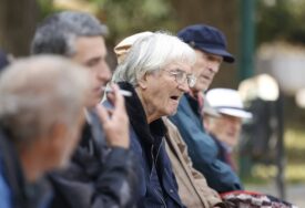 Isplata penzija za juni u petak: Mogu li penzioneri sa najnižom penzijom preživjeti?