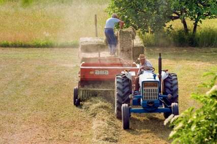 Poljoprivrednicima stigle opomene – iako imaju potvrdu o plaćenim porezima