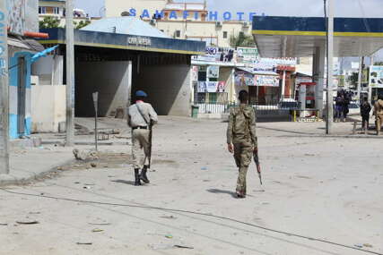 Somalija: U napadu na hotel ubijene tri osobe