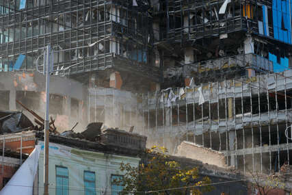 Spasioci na terenu: Rusija raketirala Mikolajiv, pogođena stambena zgrada