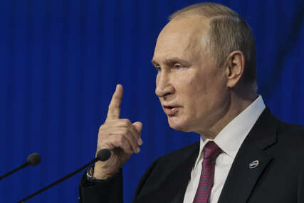 Putina pitali o nuklearnom oružju, a njegov odgovor sledio je mnoga srca: Čovječanstvo ima dva izbora...