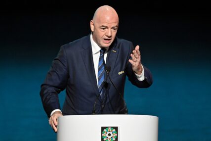 Predsjednik FIFA-e izjavio da "plače nad patnjom djece i majki u Gazi"