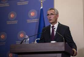 Stoltenberg: NATO odobrio slanje dodatnih snaga na Kosovo