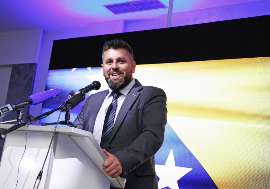 FOTO: ĆAMIL DURAKOVIĆ/FACEBOOK