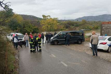 Nesreća u Crnoj Gori: Vozilo s tri osobe sletjelo u rijeku, izvučeno tijelo mlađe ženske osobe