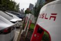 Tesla predstavlja Cybercab: Robotaksi bez volana i pedala stiže u Teksas