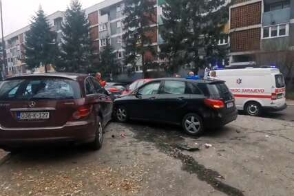 Haos u Sarajevu: U saobraćajnoj nesreći oštećeno čak 7 automobila, ima i povrijeđenih