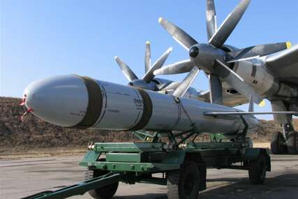 PLANETA JE U NEVJERICI  ‘Rusi skidaju nuklearne bojeve glave s projektila!‘