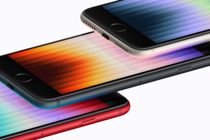 Glasine iz Applea: iPhone SE 4 bi mogao imati OLED ekran