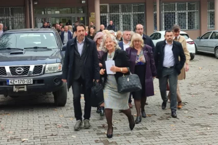 Policajci i sudije u Sjevernoj Mitrovici podnijeli ostavke