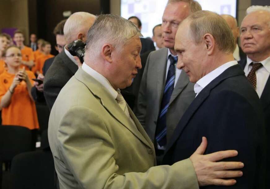 FOTO: ANATOLIJ KARPOV I VLADIMIR PUTIN/PROFIMEDIA