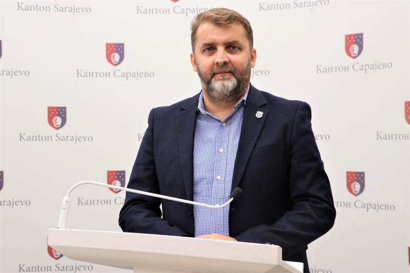 FOTO: VLADA KS