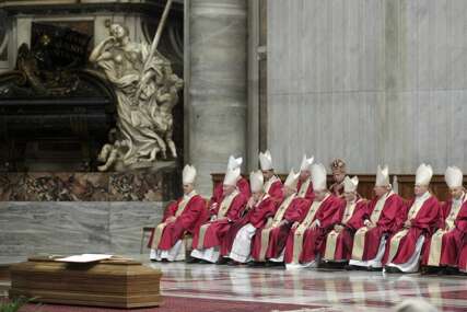 Katolička crkva u Italiji istražuje više od 600 slučajeva zlostavljanja