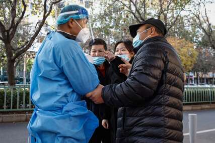 Raste broj zaraženih kovidom u Kini, zatvoreni muzeji i tržni centri