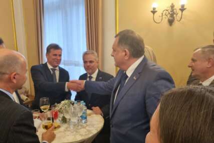 Ko bi rekao: Dodik objavio i fotografiju susreta sa Novalićem
