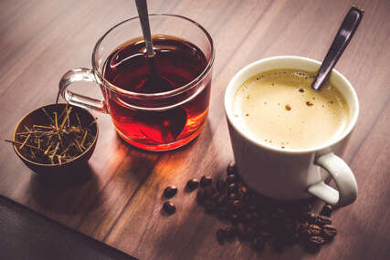 Stručnjaci su rekli svoje: Objasnili šta je bolje piti ujutro – kafu ili čaj