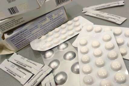 Spriječen pokušaj prijenosa 420 tableta Xanaxa preko državne granice