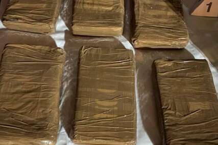 Policija zapljenila 8 kg kokaina u Beogradu, troje uhapšeno