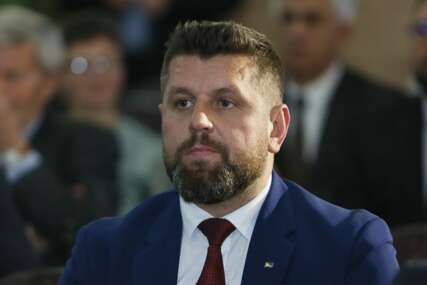 Duraković: "Ja ću Schmidta čekati u 15 sati u svom kabinetu u Banja Luci"