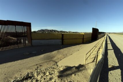 Zid između Arizone i Meksika bit će uklonjen