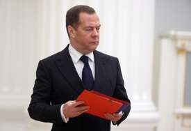 Medvedev: Svrha pregovora s Ukrajinom je osigurati rusku pobjedu