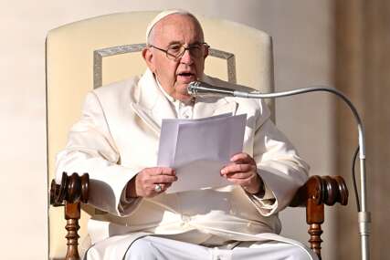 Papa Franjo pozvao vjernike da se pokaju za 'ekološke grijehe'