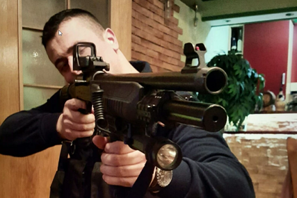 Srbin ubijen u Kambodži živio bahato: Hvalio se novcem i oružjem, a pozirao je i s puškom (FOTO)