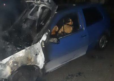 Besana noć za vatrogasce u Gračanici: Gorjele su dvije vikendice i jedan automobil