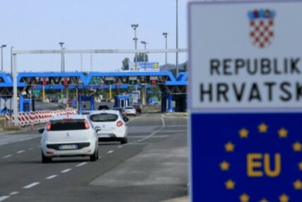 Državljanin BiH pomagao migrantima koji su gumenim čamcem prešli granicu