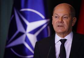 Scholz poručio: Njemačka neće slati borbene avione u Ukrajinu