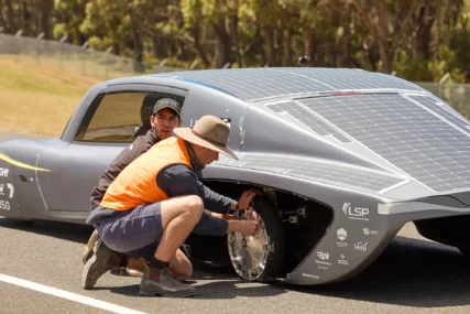 Solarni automobil Sunswift 7 oborio rekord u brzini