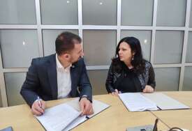 Delić potpisao ugovore s privrednicima, odobreno više od pola miliona KM za nova tehnološka ulaganja