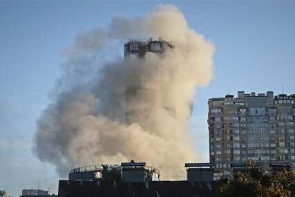 Kijev pod žestokim napadom dronova, eksplozije u centru grada