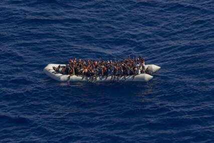Kod obale Francuske za vikend spašeno gotovo 400 migranata